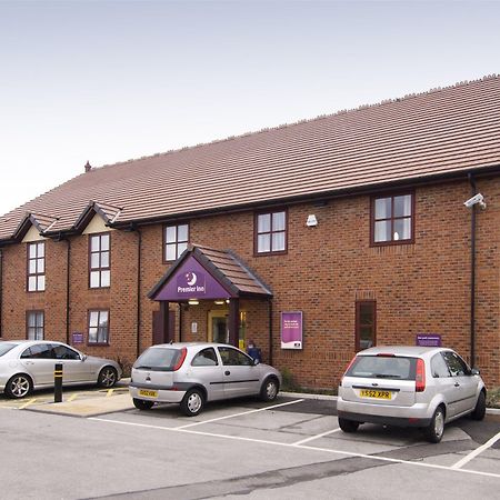 Premier Inn Crewe Central Eksteriør bilde