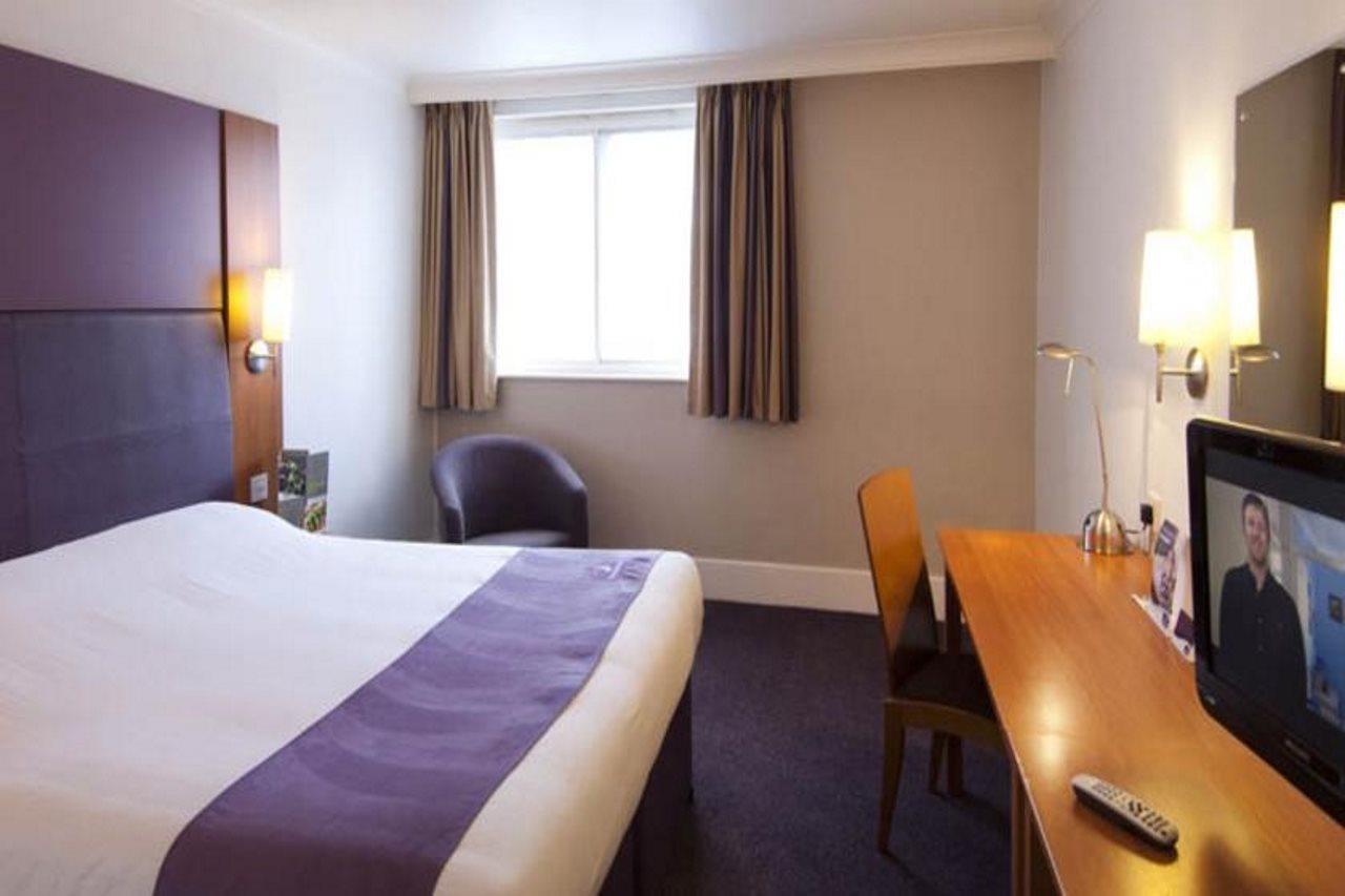 Premier Inn Crewe Central Eksteriør bilde